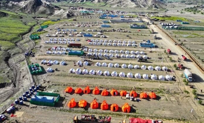 CREATOR: gd-jpeg v1.0 (using IJG JPEG v62), quality = 82