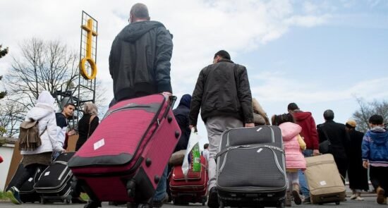 پناهجو-550x295